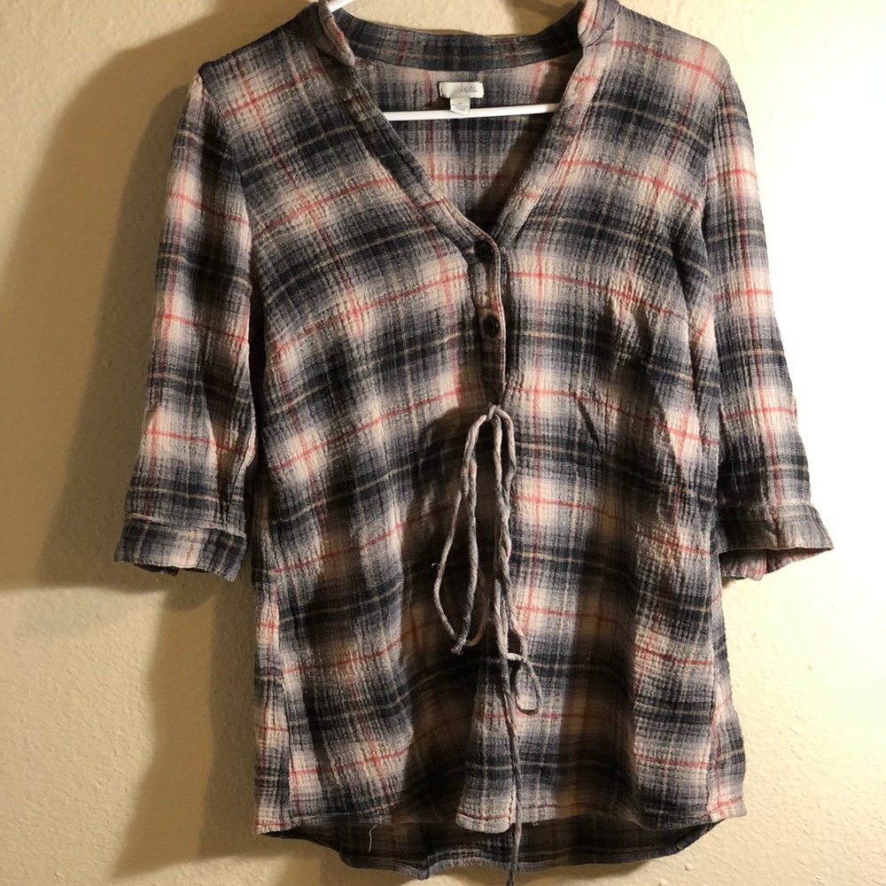 Odille (Anthropologie) gray plaid flannel top